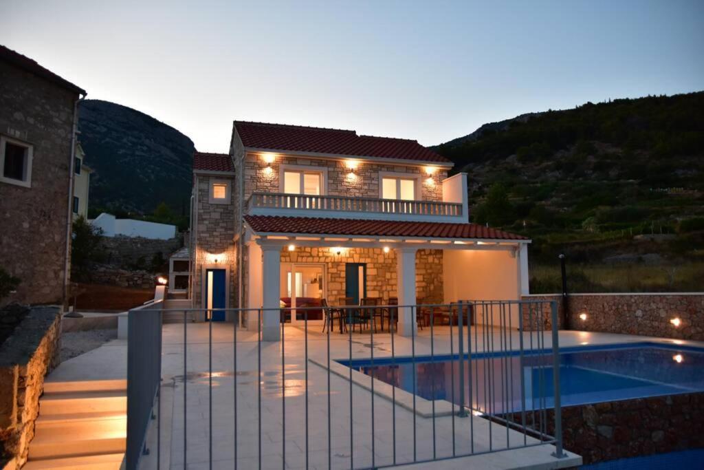 Villa Katarina - Infinity Pool With Amazing View Бол Экстерьер фото