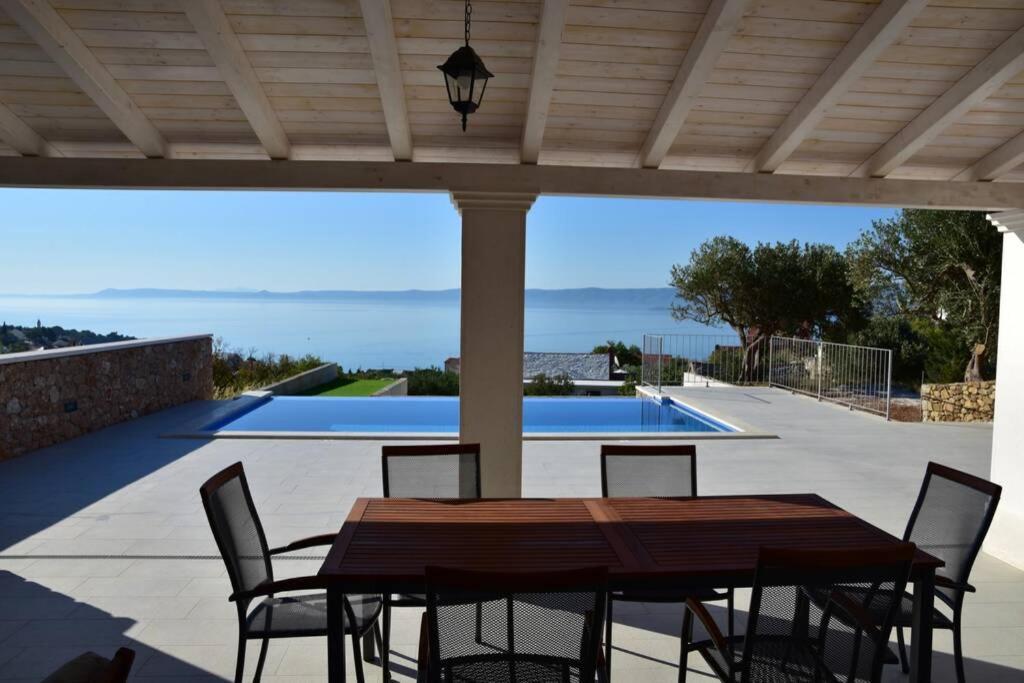 Villa Katarina - Infinity Pool With Amazing View Бол Экстерьер фото
