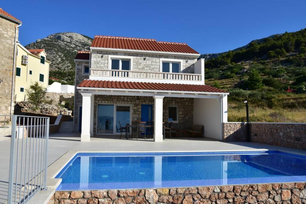 Villa Katarina - Infinity Pool With Amazing View Бол Экстерьер фото